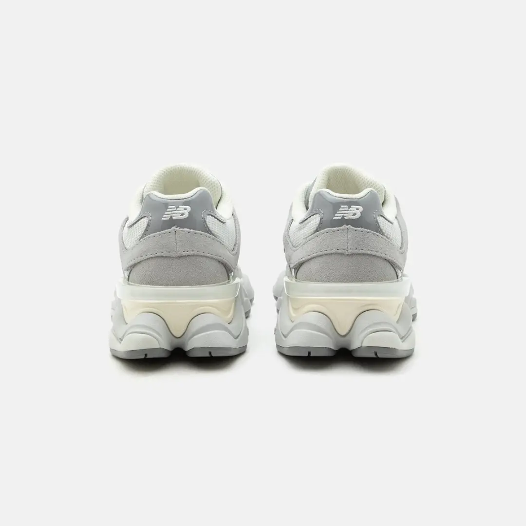 New Balance 9060 Angora Reflection - Wit - Maat 42.5 - afbeelding 4 van 6