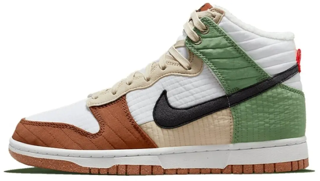 Nike Dunk High Next Nature Summit White (W)