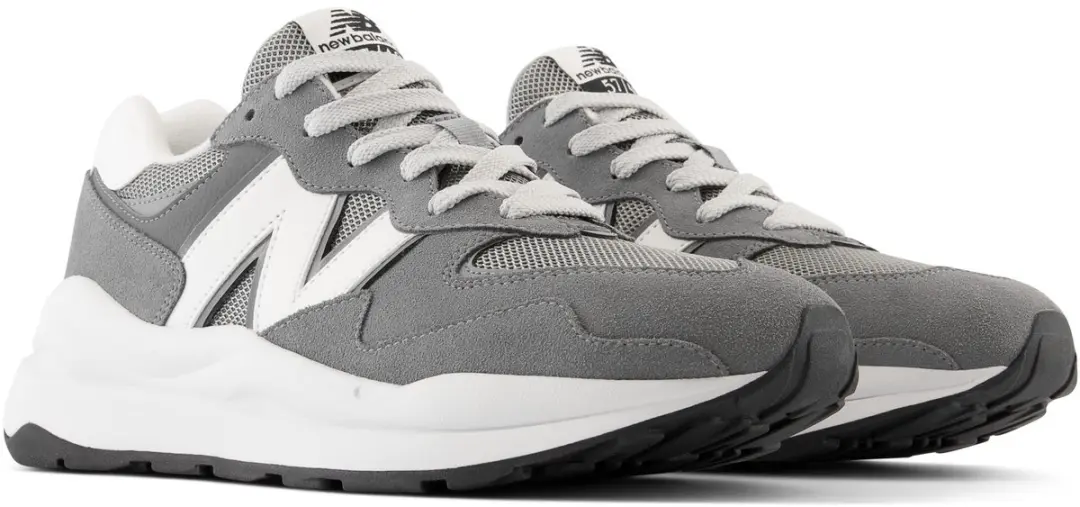 New Balance 5740