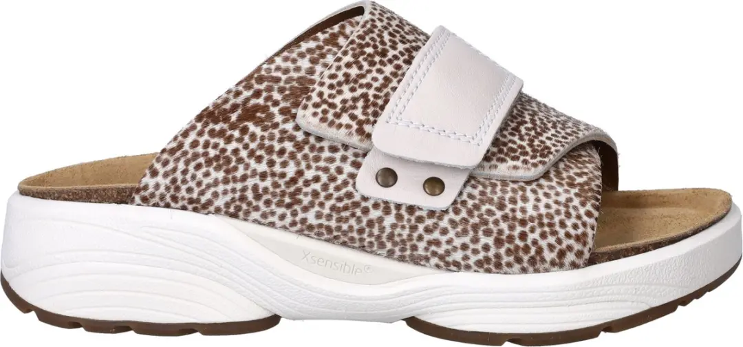 Xsensible Amaryllis Stretchwalker Slippers