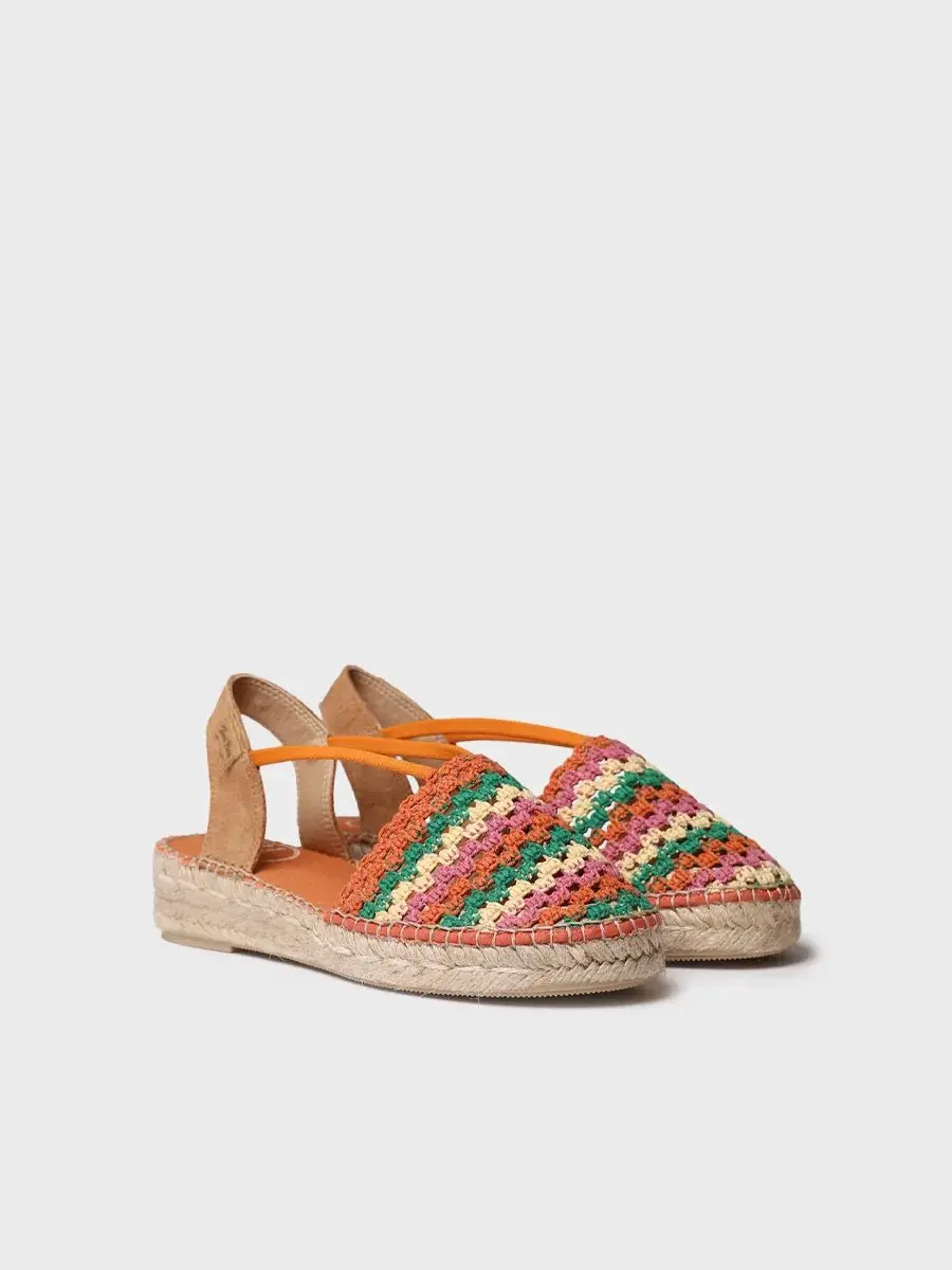 Platte espadrilles voor dames van veelkleurig haakwerk