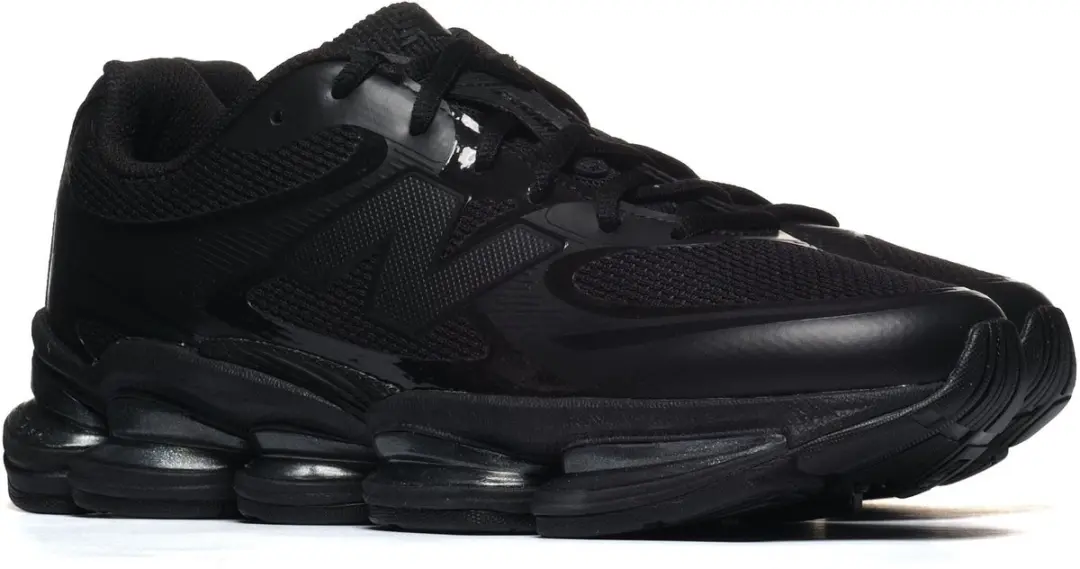 New Balance ABZORB 2000 'Triple Black' maat 42.5.