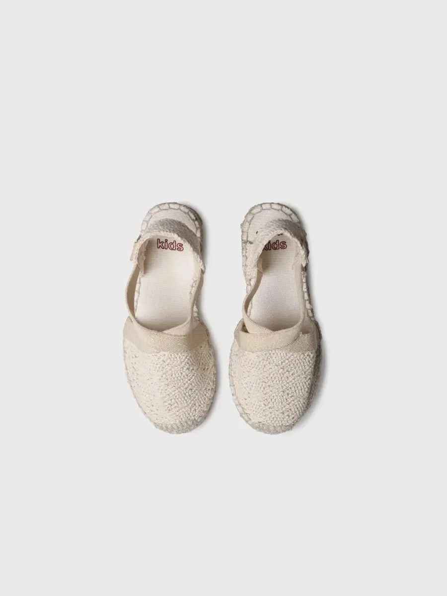 Gehaakte espadrilles voor kinderen met jute sleehak