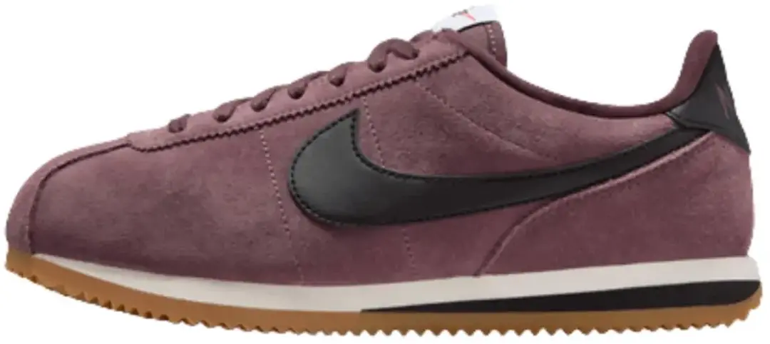 Nike cortez in de kleur paars.
