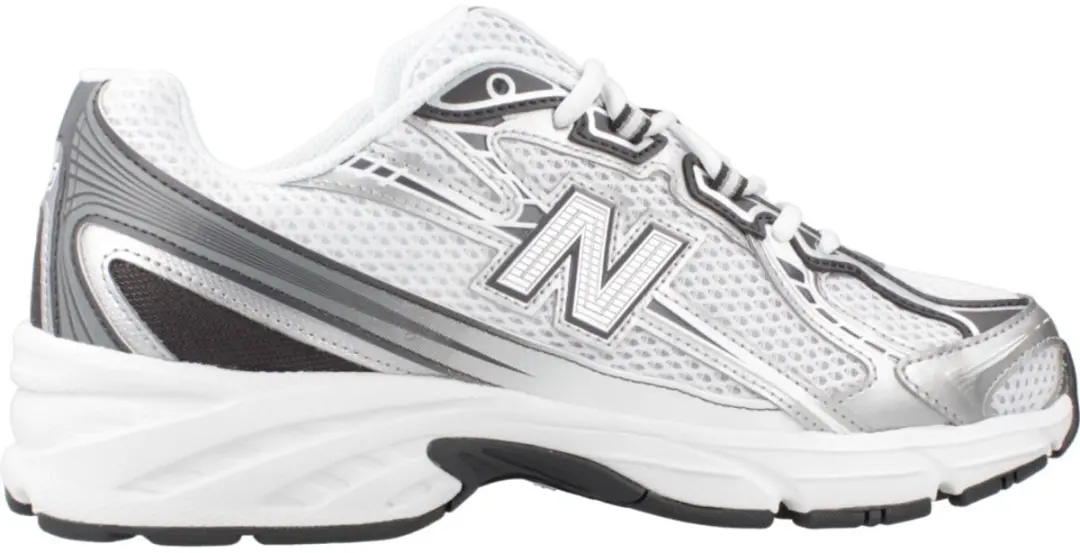 New Balance 740