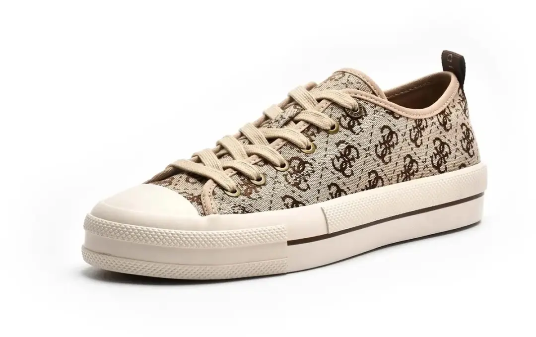 Trainers Guess Carey