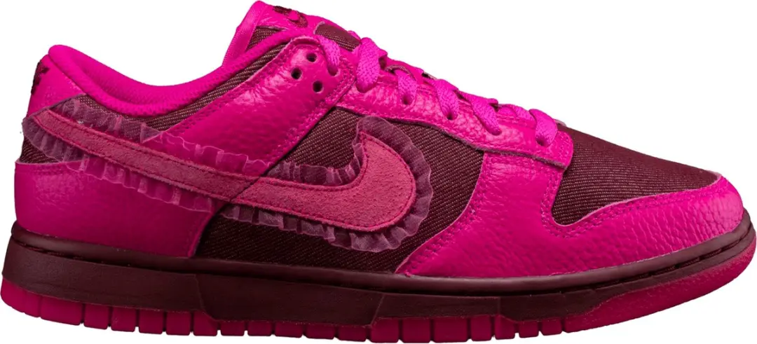 "Sneakers Nike Dunk Low ""Valentine's Day""