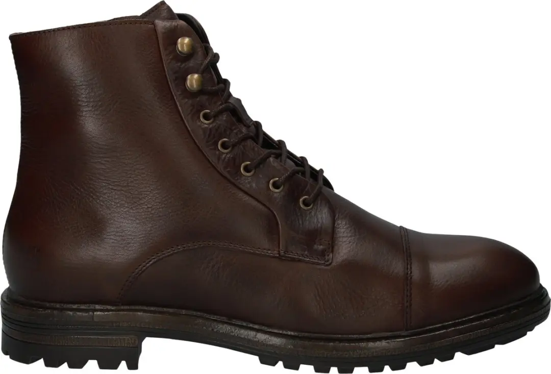 Blackstone Lester