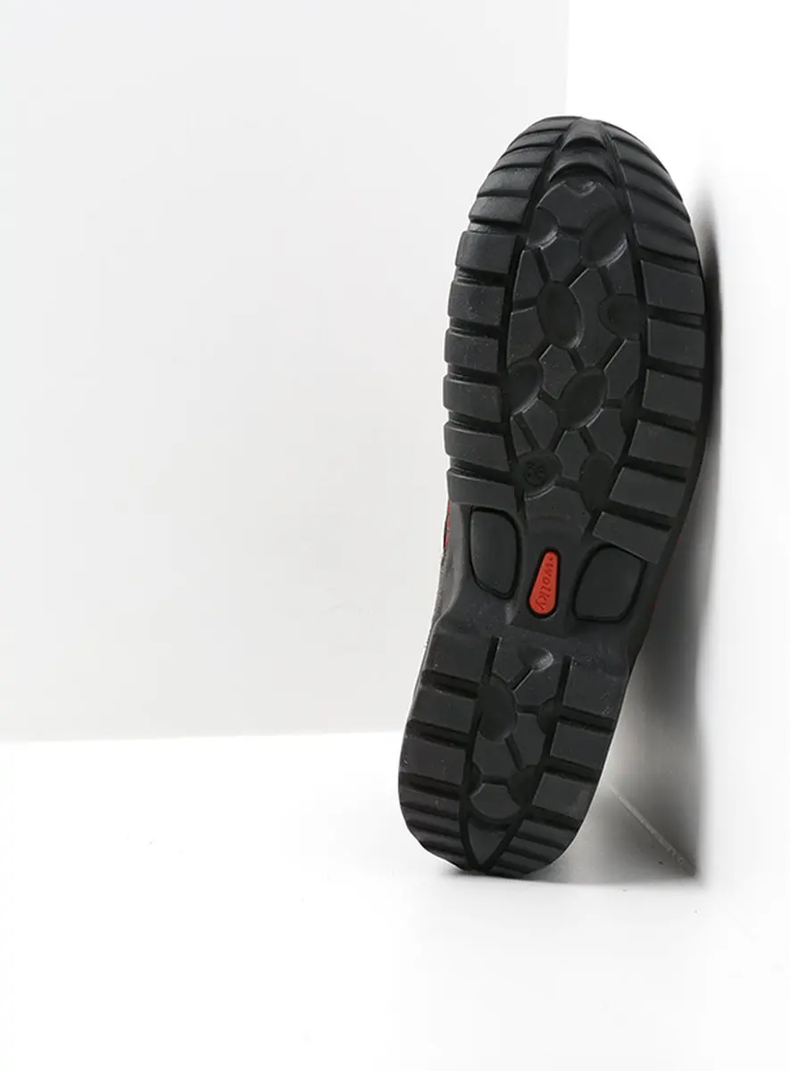 Wolky Traction WP Hoge Veterschoenen - Zwart Nubuck - afbeelding 2 van 6