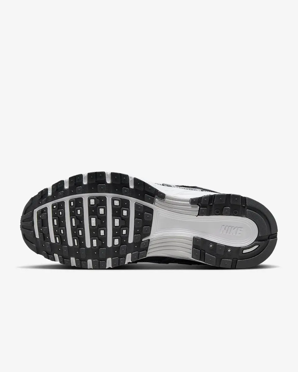 Nike P-6000 Dames Sneakers - Maat 42 - Grijs