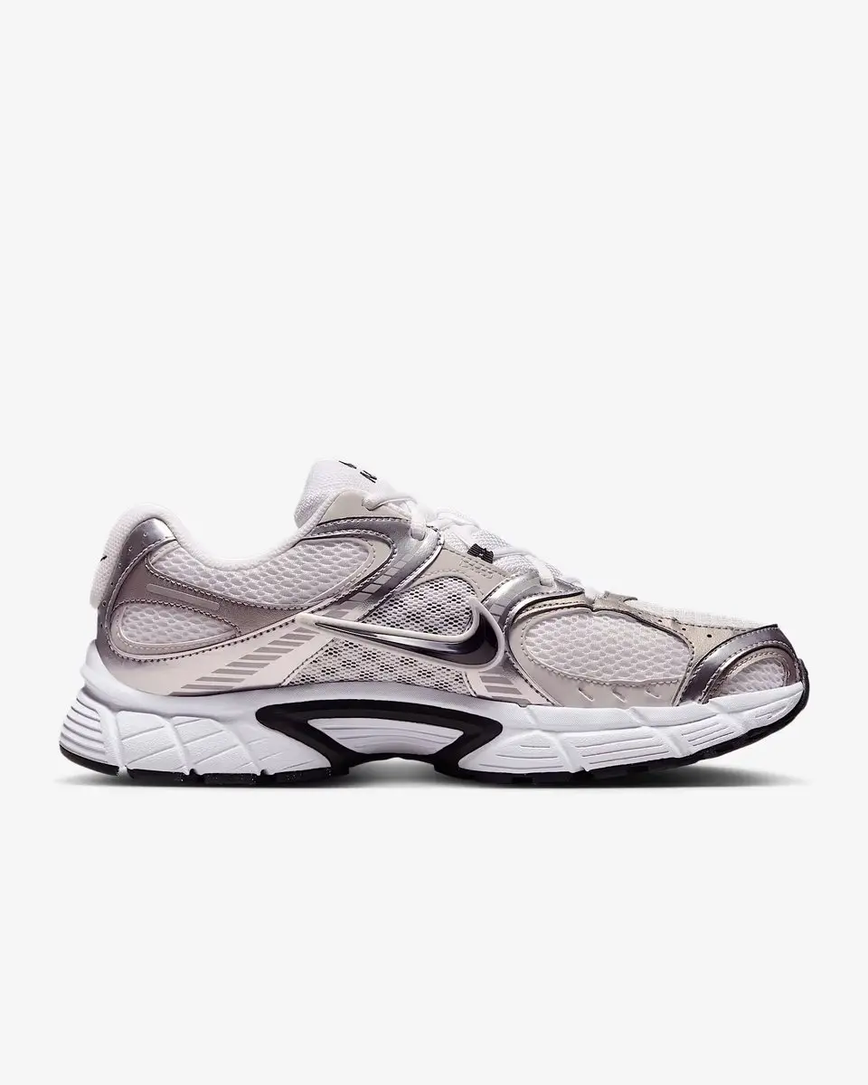 Nike V5 HJ5228-104 Heren Sneakers - Wit