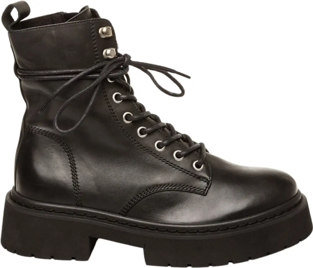 Steve Madden