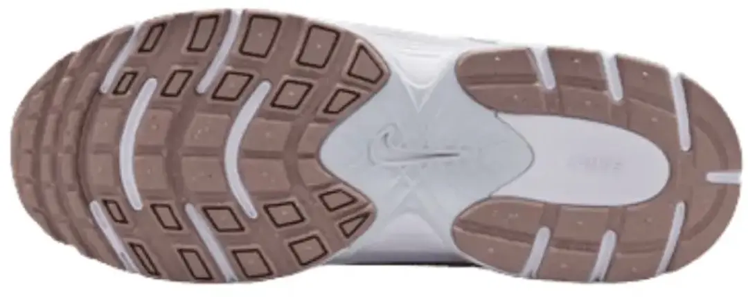 Nike v5 rnr in de kleur wit.