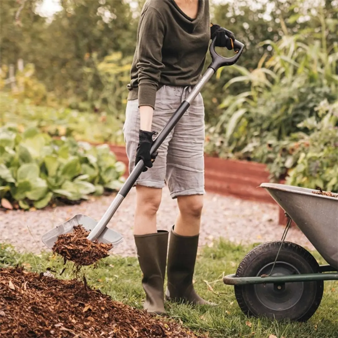 Fiskars 1066712 Tuinschep - Werkbreedte 23 cm - afbeelding 2 van 6