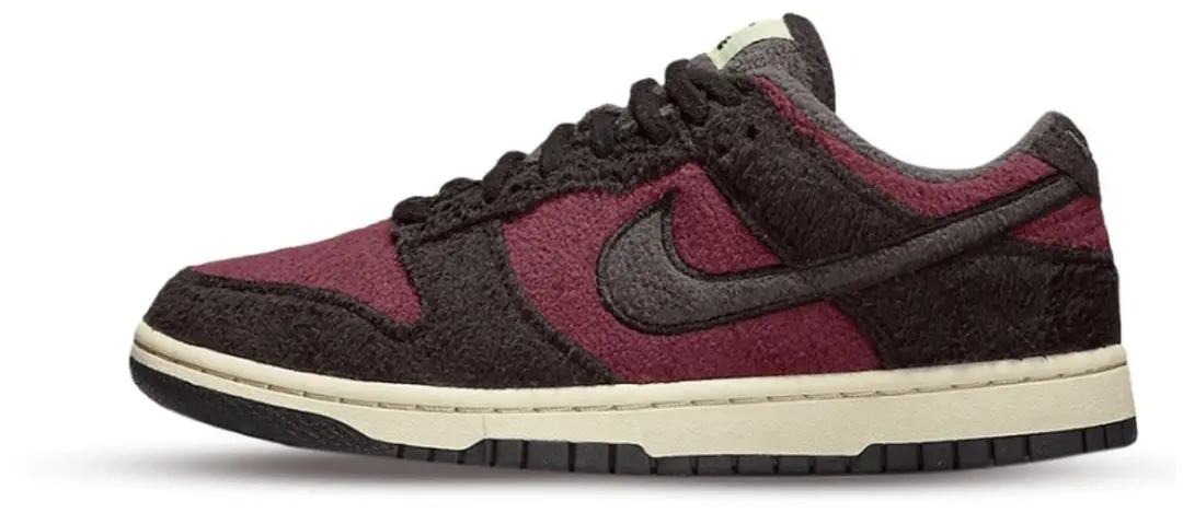 Nike Dunk Low Fleece Burgundy Crush (W)