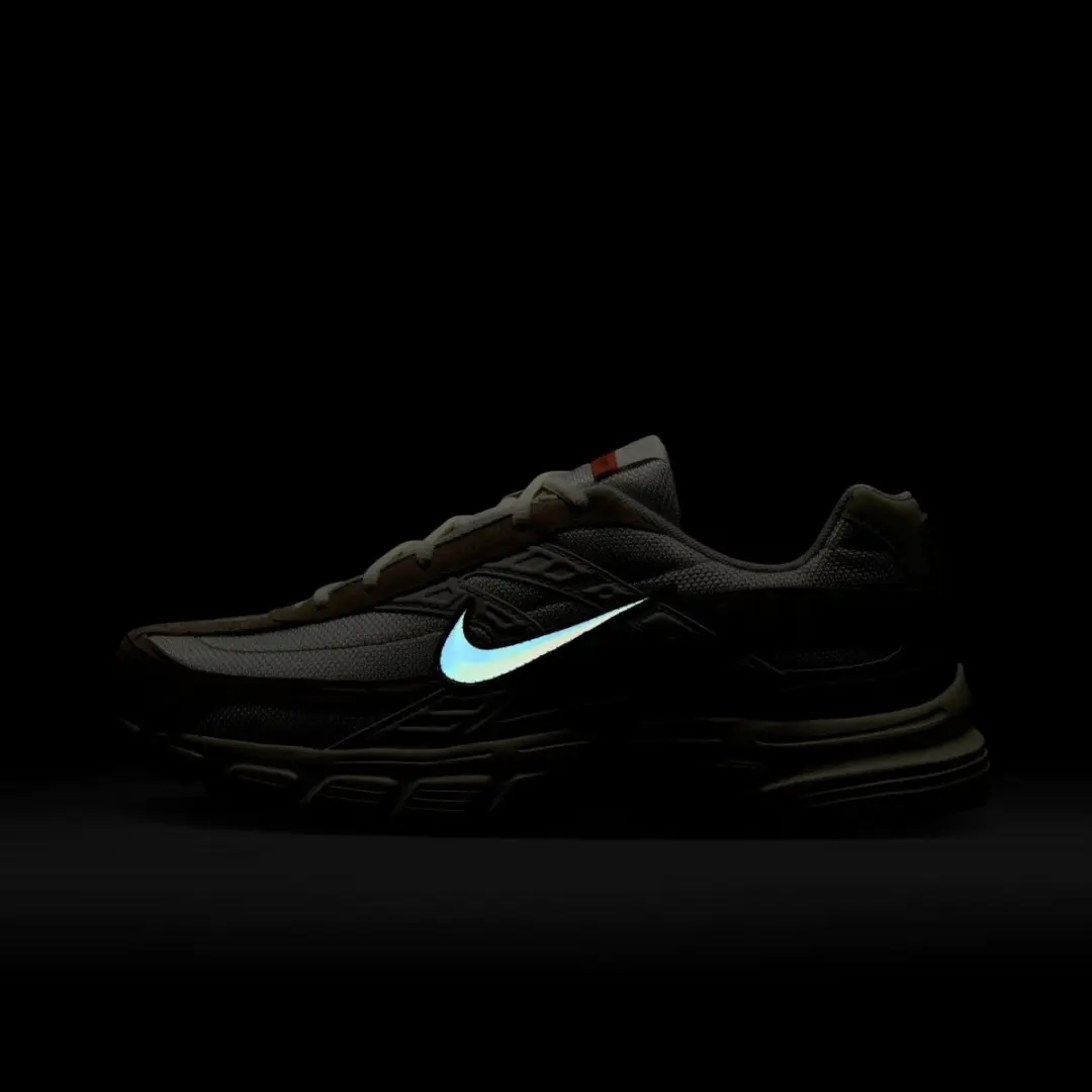 Nike Initiator HJ7683-072 Heren Sneakers - Off White - 42.5