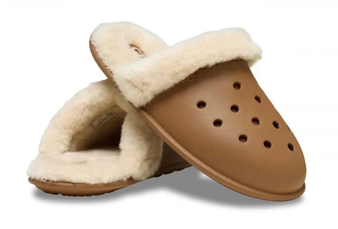 Crocs Classic Fuzz Scuff Slippers 39/40