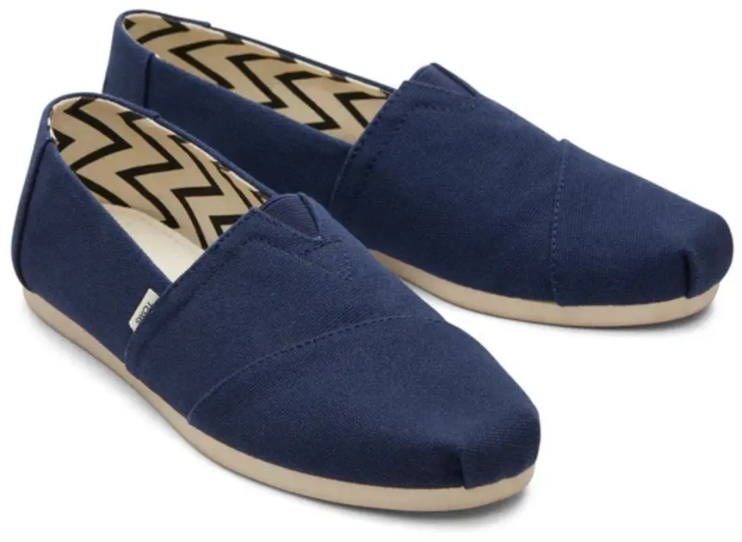 Toms
