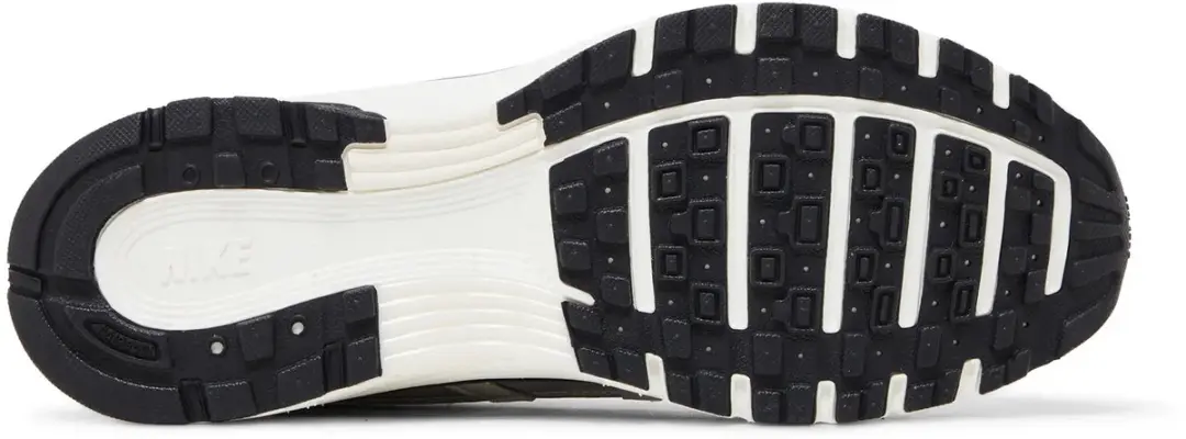 Nike P-6000 Sneakers Heren - 42.5 - Zilver/Zwart - afbeelding 5 van 6