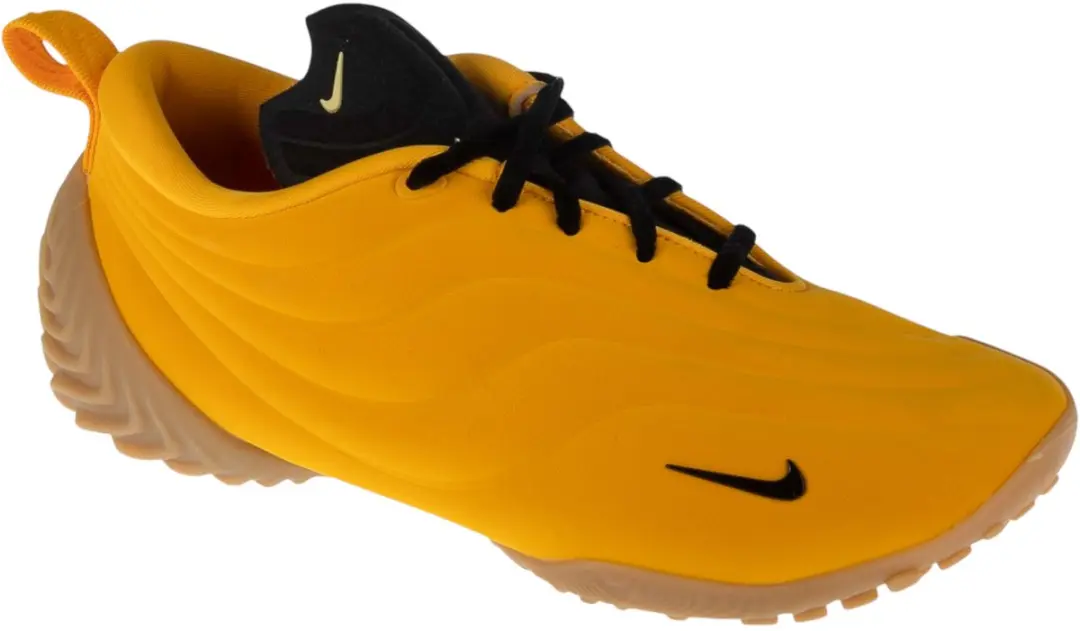 Nike Astra Ultra, Vrouwen, Geel, Sneakers, maat: 37,5