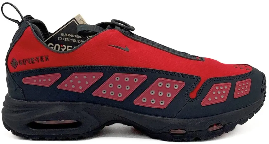 Nike Nike Air Max SNDR GoreTex WMNS (Hyper Crimson)