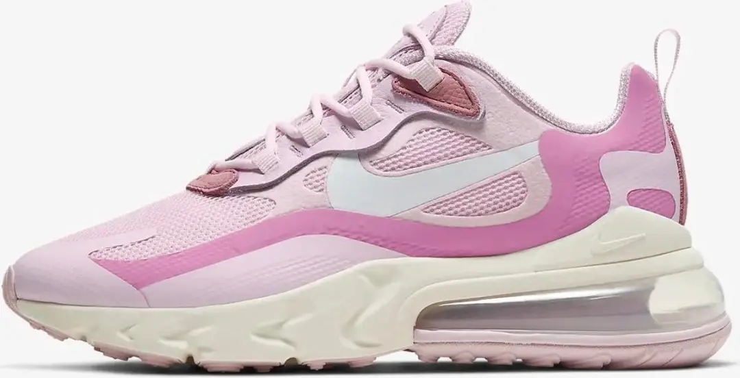 WMNS Nike 270 react Maat 42.5