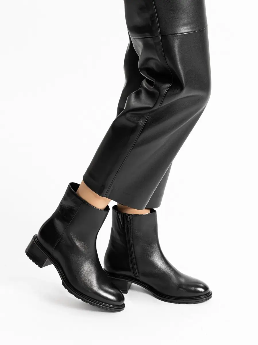 Ara 12-26108 01 Enkellaars Dames - Zwart - Maat 41