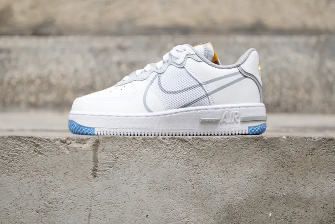 Nike Air Force 1 React Kinderschoen