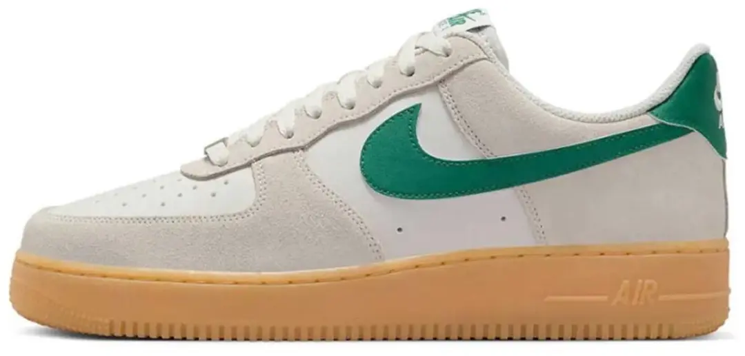 Nike Air Force1 LV8
