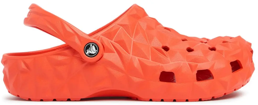 Crocs Classic Geometric Clog Lava Maat 36/37 M4/W6