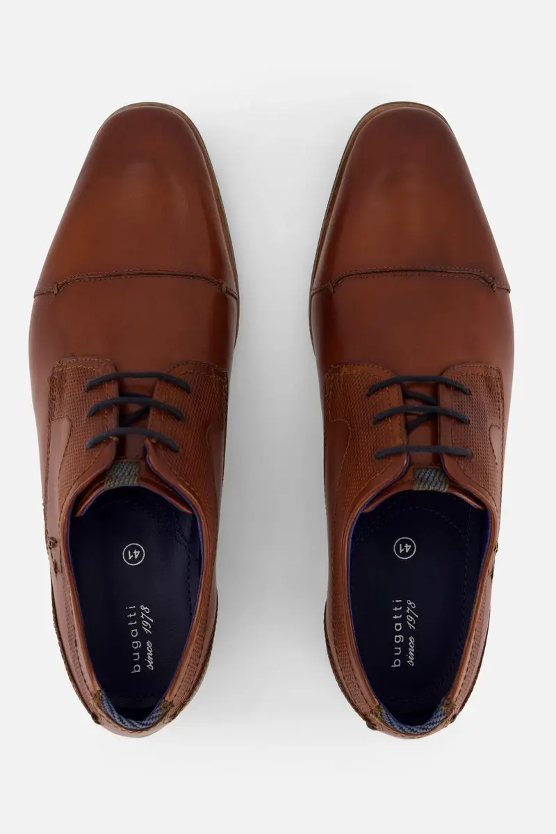 Bugatti Veterschoenen 310327 - Cognac - Maat 40