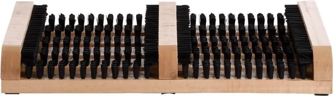 Houten schoenenveger