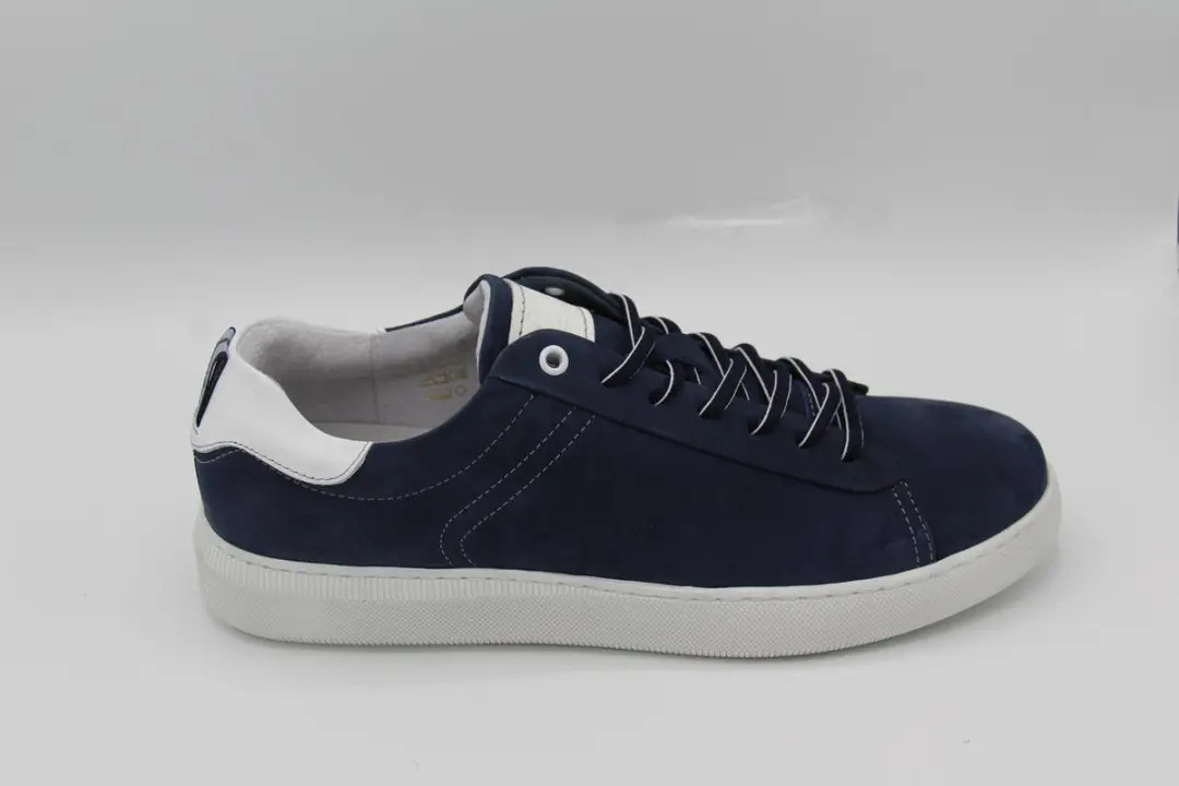 Australian sneaker Winchester (Maat