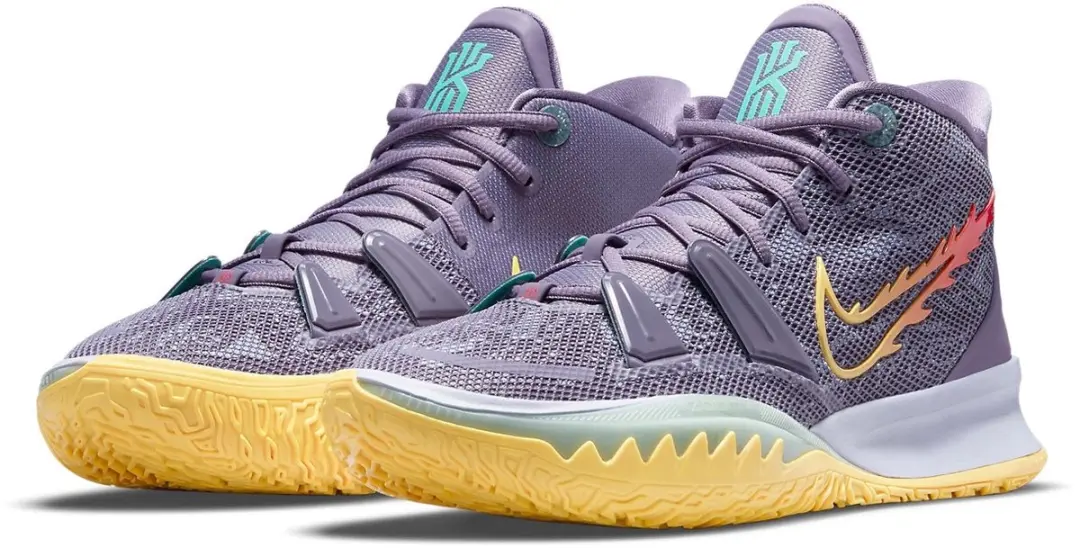 Nike Kyrie 7