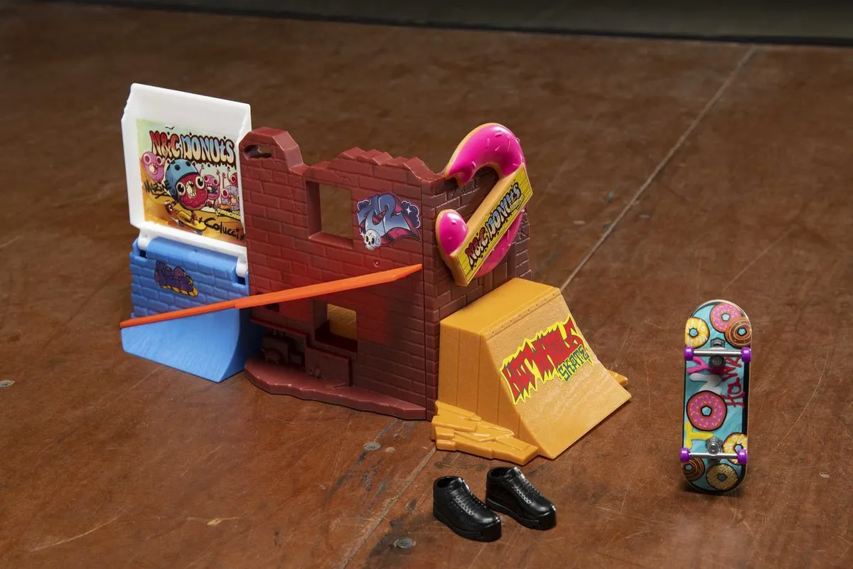 Hot Wheels Skate Drop In Skate Set HGT92 - Multikleur