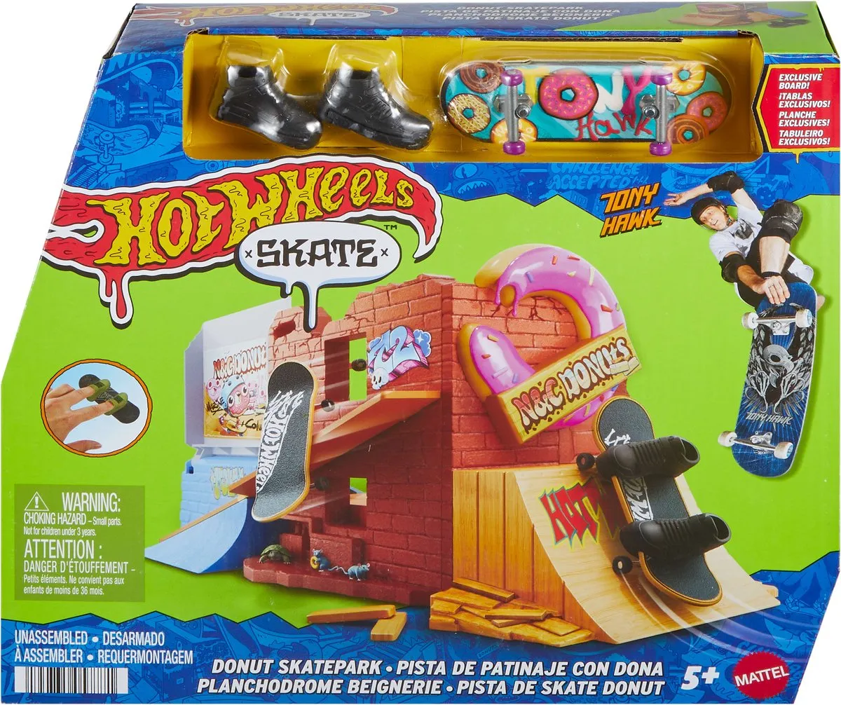 Hot Wheels Skate Drop In Skate Set HGT92