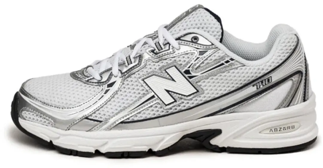 New Balance 740