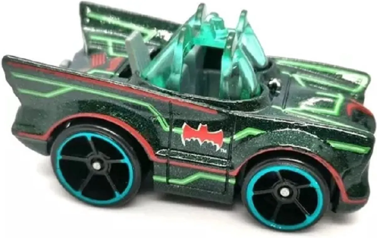 Hot Wheels Classic TV Series Batmobile 1:64