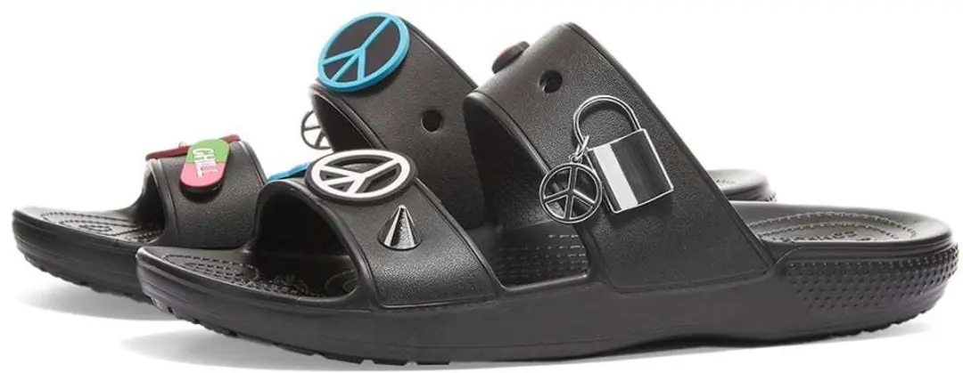 Crocs Classic Createyr Peace Sandal Black Maat 39/40 M7W9