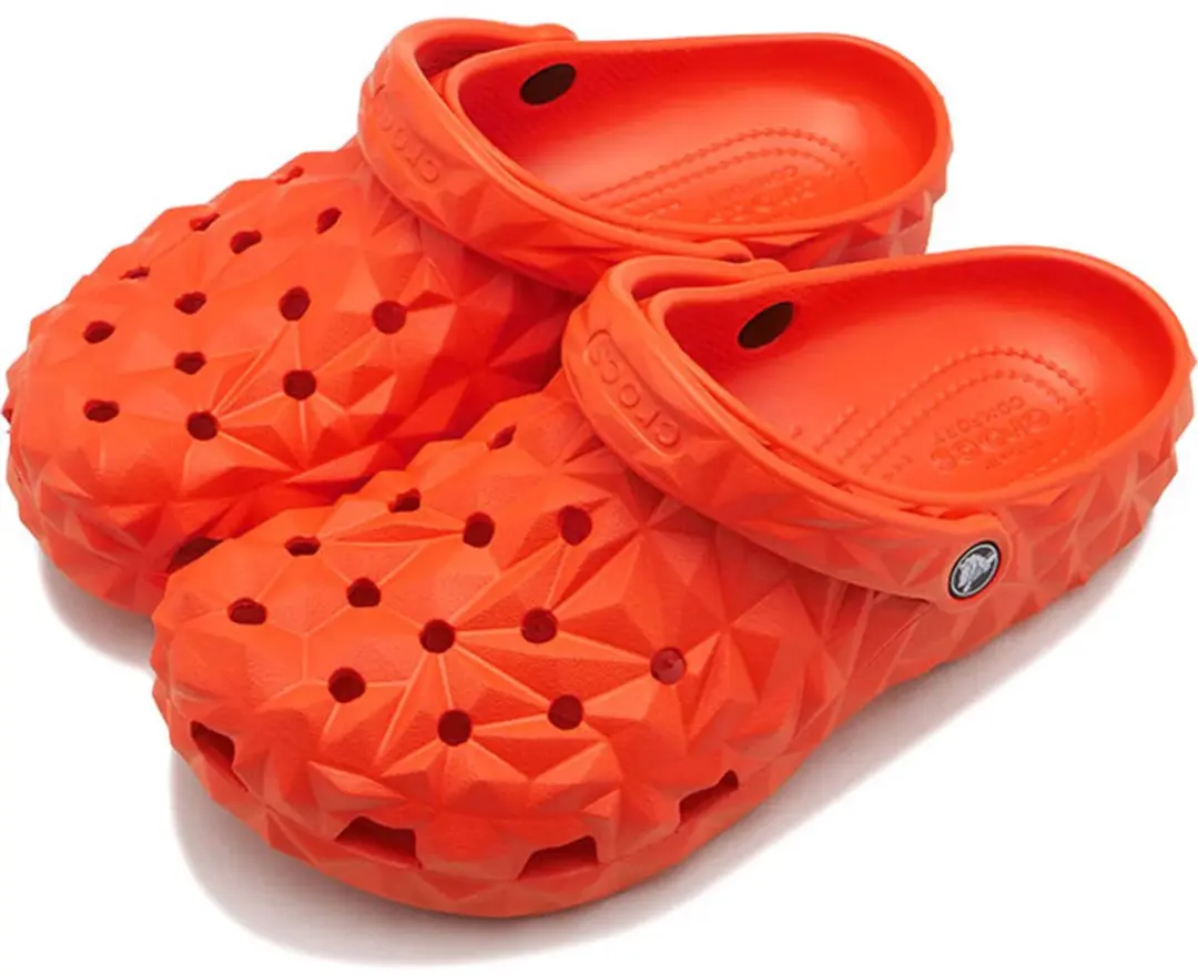 Crocs Classic Geometric Clog Lava Maat 48/49 US M13