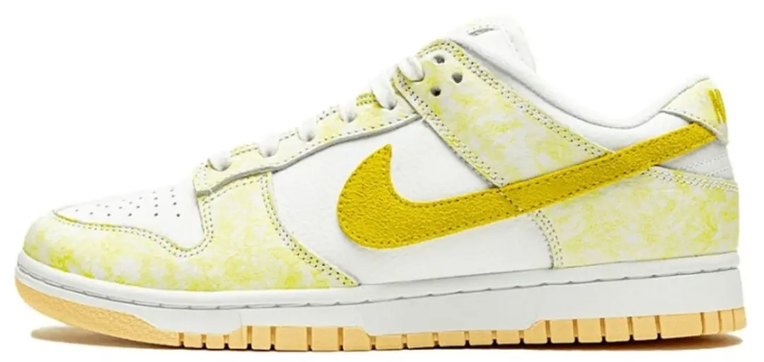 Nike Dunk Low Yellow Strike (Women's)
