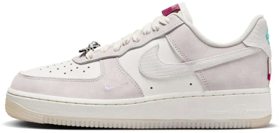 Nike Air Force 1 '07 LX 'Chinees Nieuwjaar 2024' (Dames) maat 38
