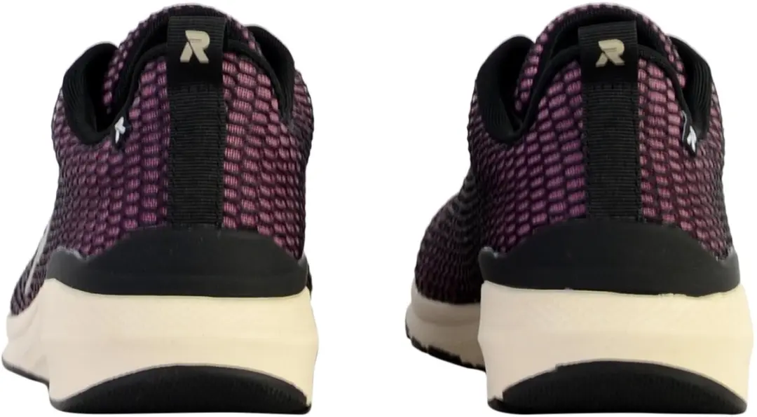 Sneakers met veters