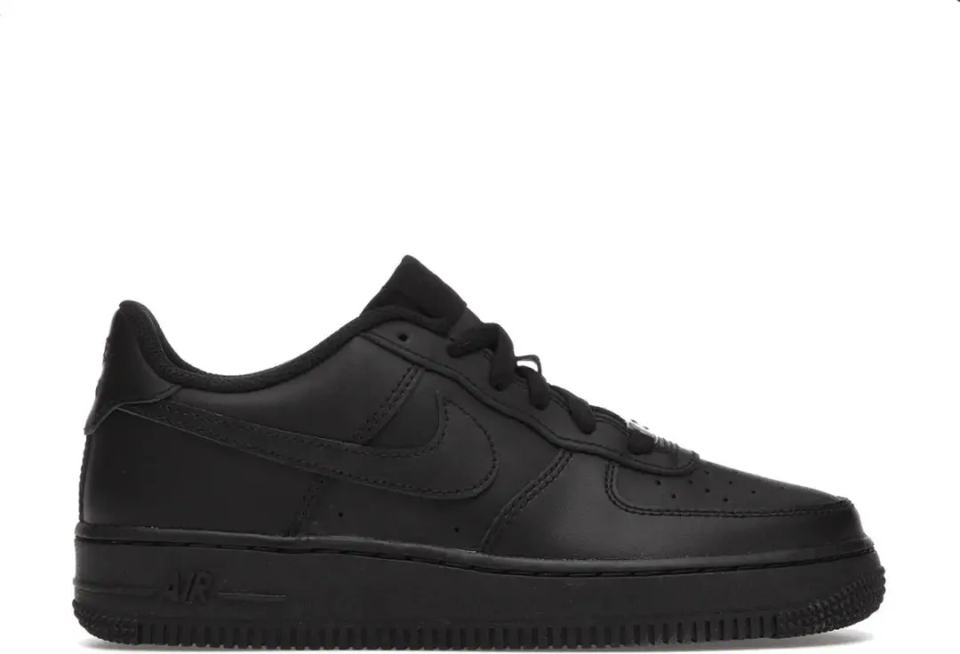 Nike Air Force 1 Low LE Sneakers