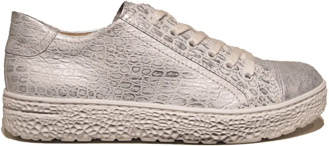 Hartjes zilveren leren dames sneakers