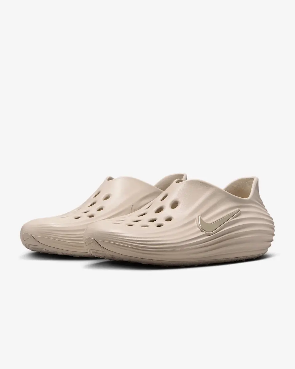 Nike ReactX Rejuven8 Dames Sneakers - Maat 40.5 - LT Orewood BRN
