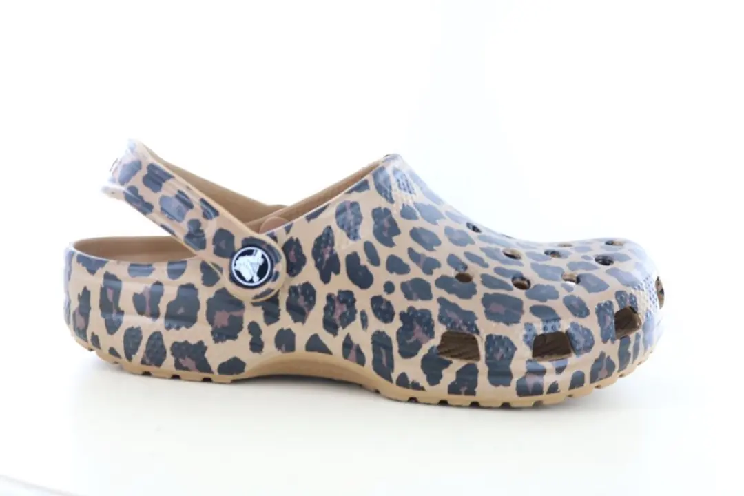 Crocs Classic Animal Instappers Dames Slides 39/40 - Bruin/Zwart