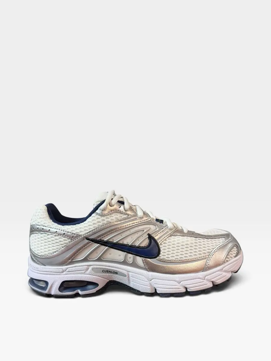 W NIKE AIR MAX MOTO 2K