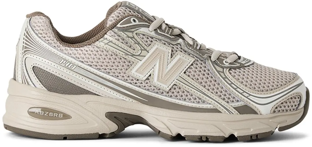 New Balance 740