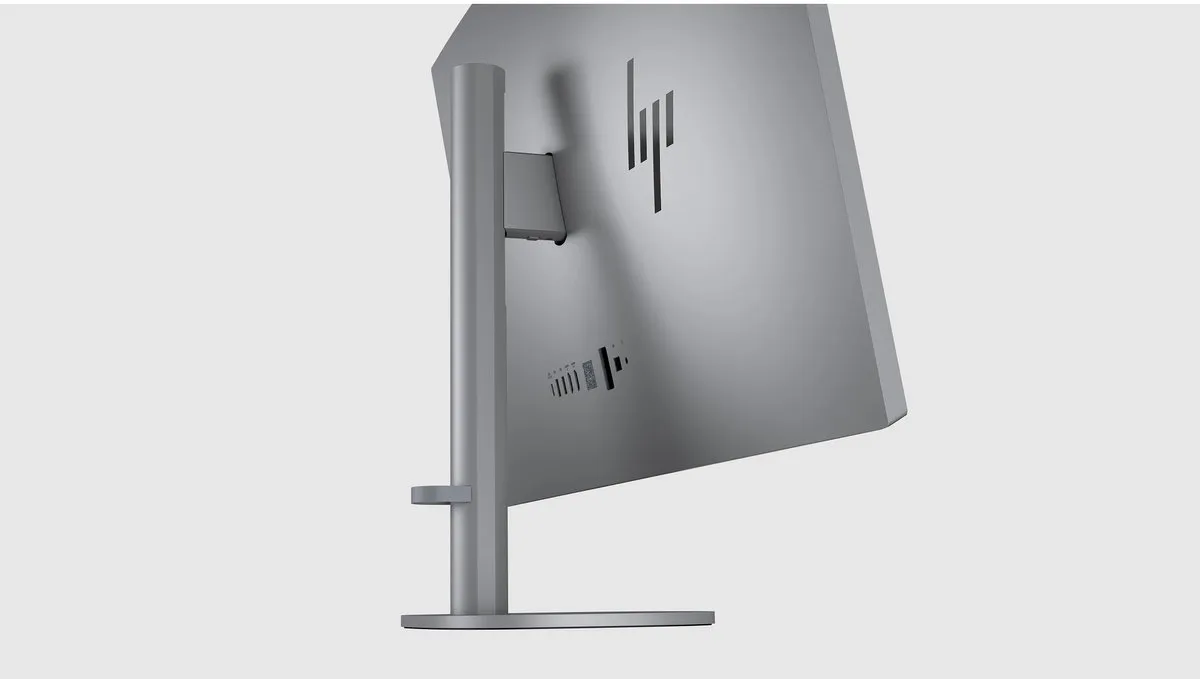 HP OmniStudio X 32-c1004nb Alles-in-één PC - 80" 4K - 16GB/1TB - Zilver